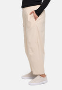 'Livia' Pants – relaxed fit, clean design & stretch
